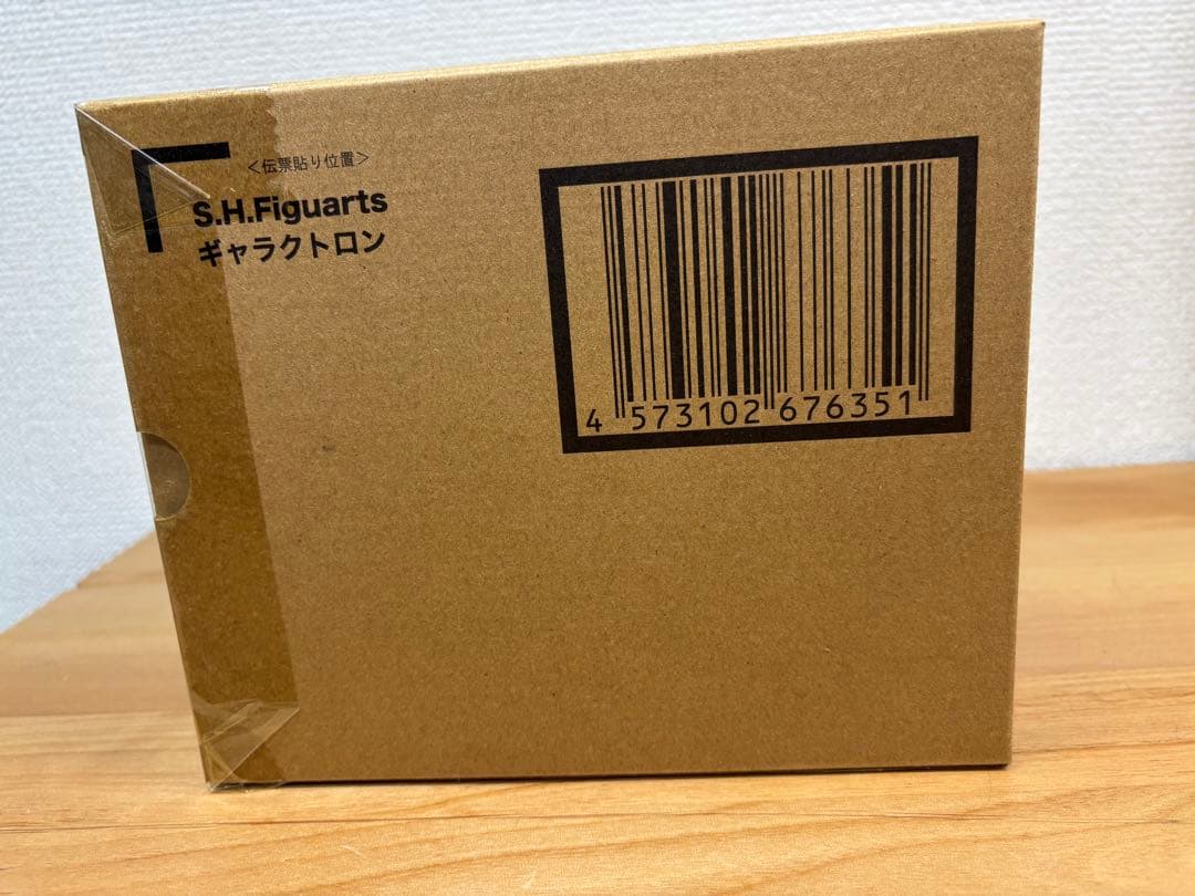 新品未開封　ギャラクトロン フィギュアーツ