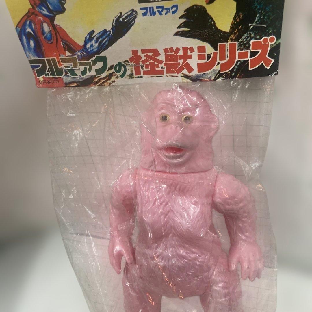 1999年ブルマークソフビ復刻版2期カラーとして出された　ピンクのゴロー限定品