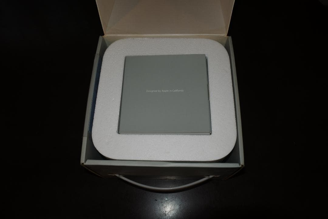 【未開封（シュリンク intact）】Apple Mac mini A1103