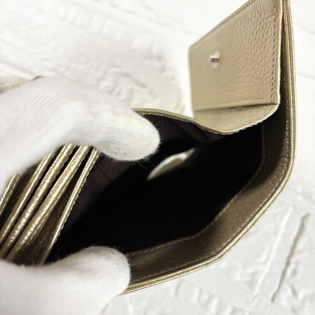 【未使用級】デンハマノ　レザー リトロ　王冠 二つ折り財布 ゴールド