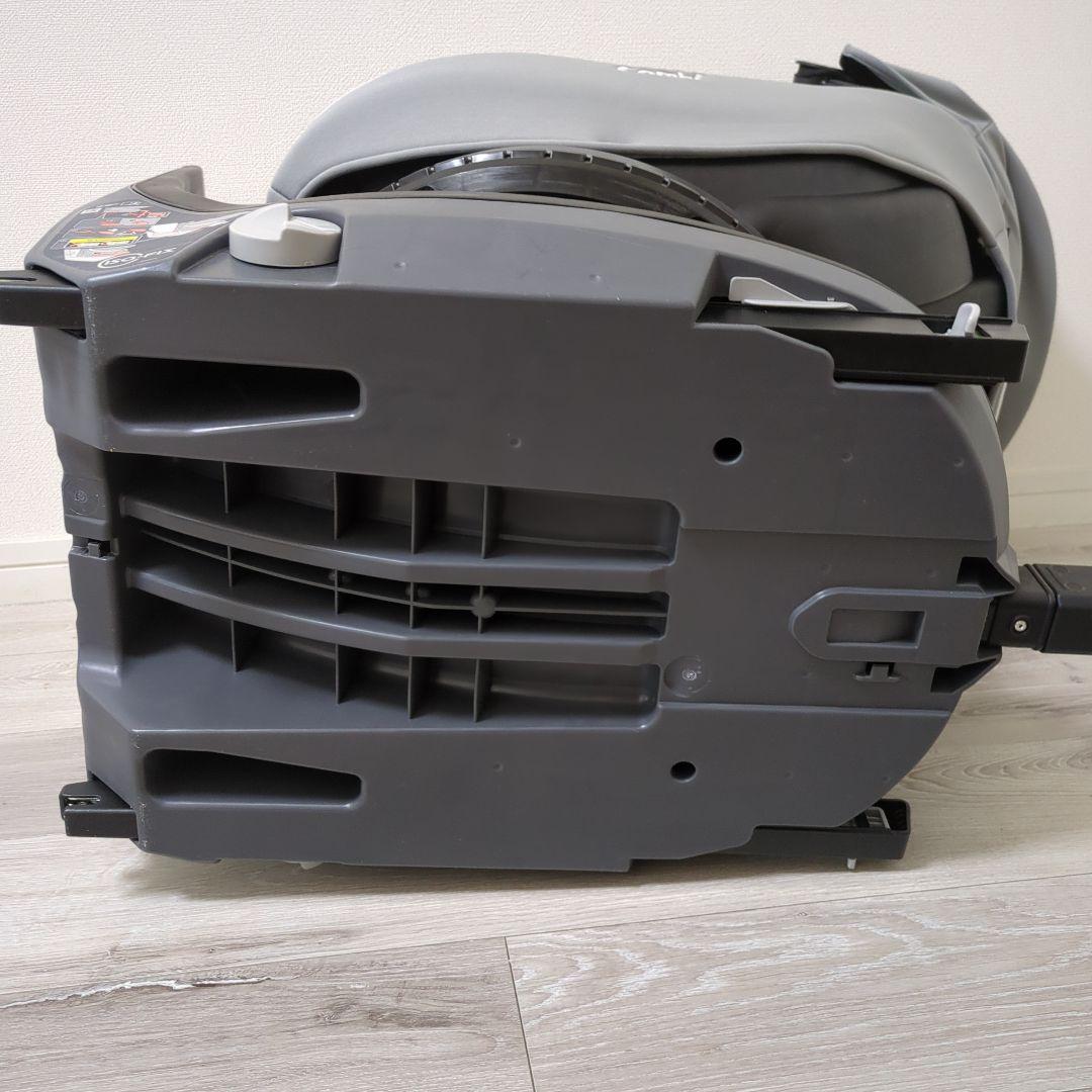 combi　コンビ　クルムーヴスマートLight ISOFIX　エッグショック