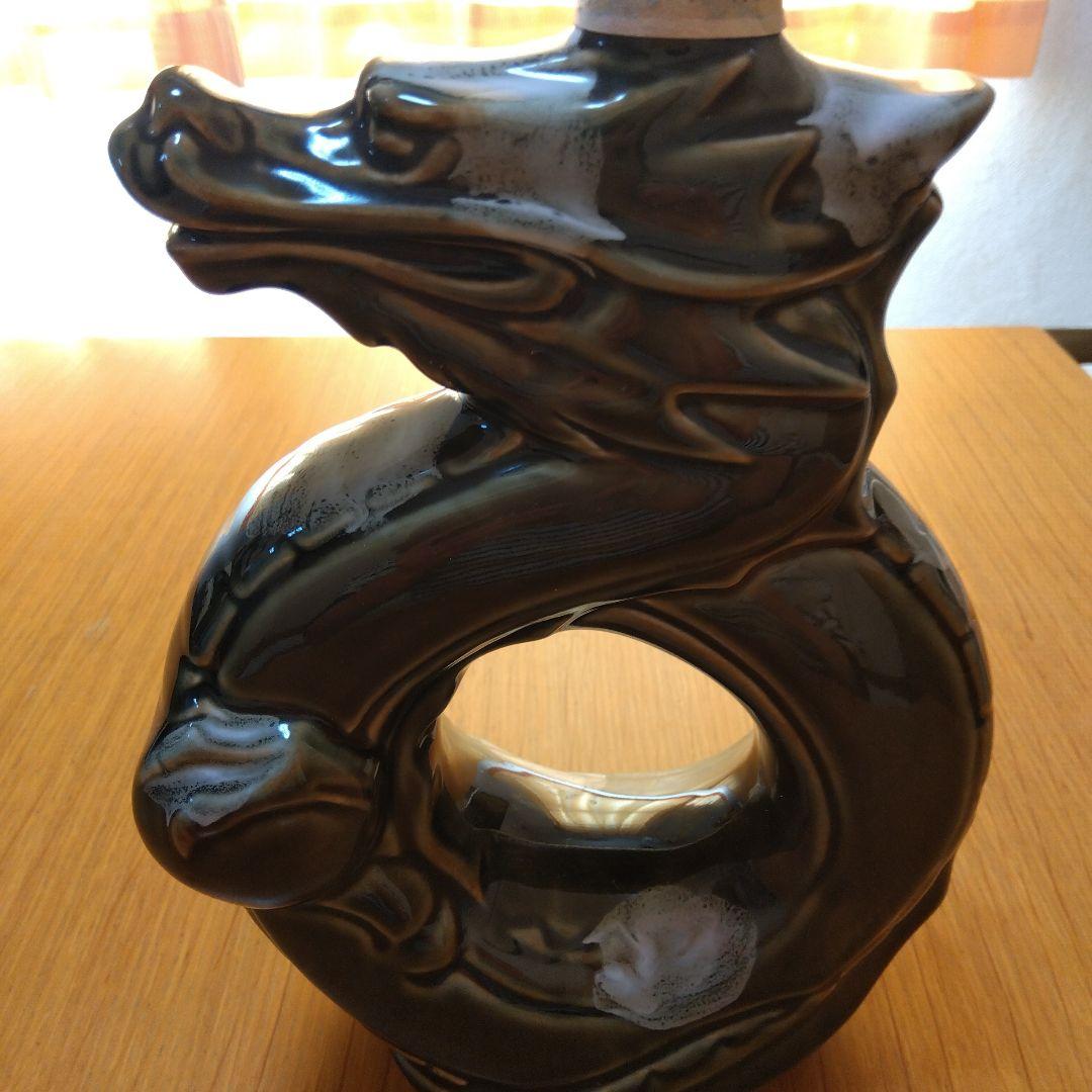 【新品・未開栓】辰・龍干支ウイスキー 特級700ml サントリー　おまけ付き