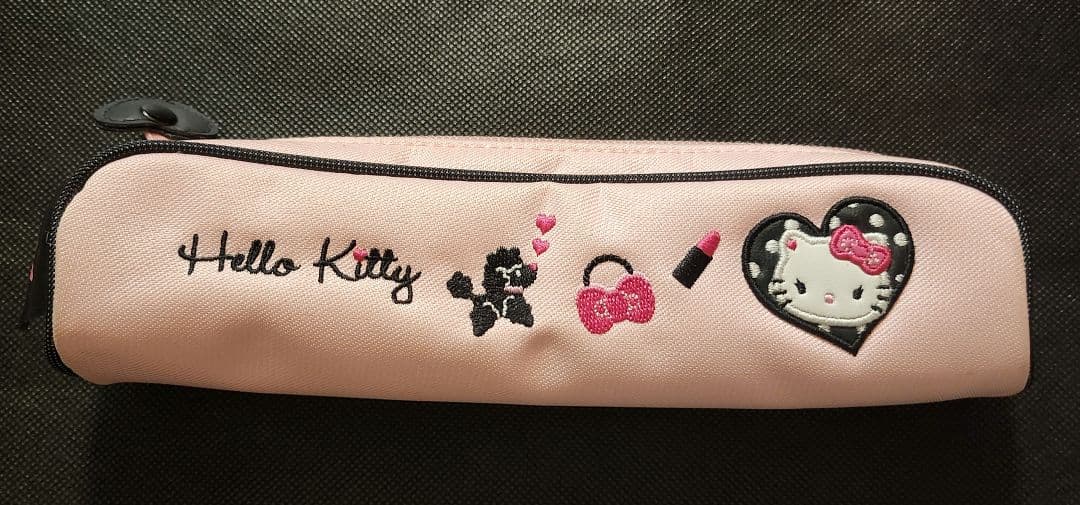 2005年製 海外限定 ハローキティ モモベリー ペンケース