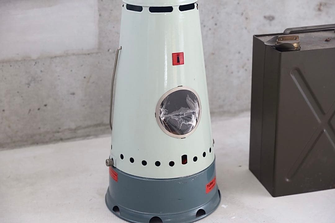 スイス軍用ミリタリー石油ストーブ　TURM社『L51』ドイツ製