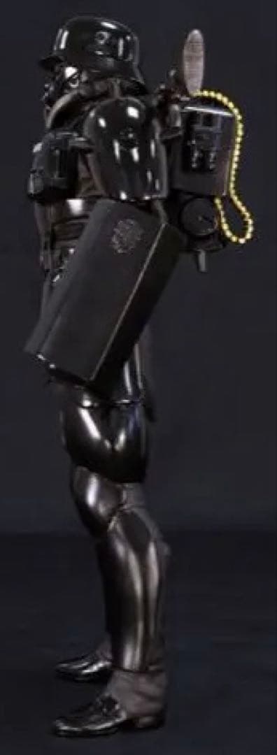 犬狼伝説プロテクトギアミドルサイズ ソフトビニールキット未組み立て未塗装品