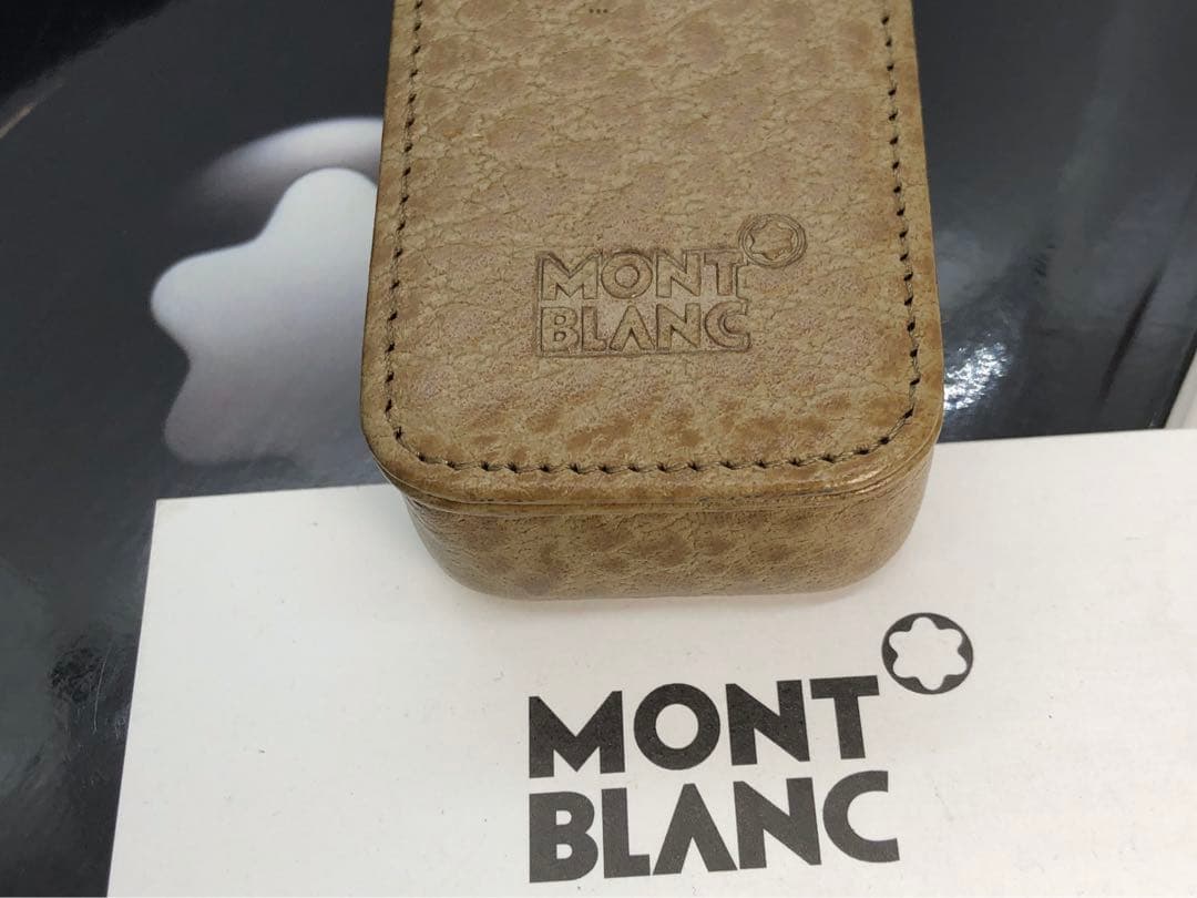 ️モンブラン⭐️マイスターシュテユック製のルグラン本革製ペンポーチ⭐️オーストリッチ