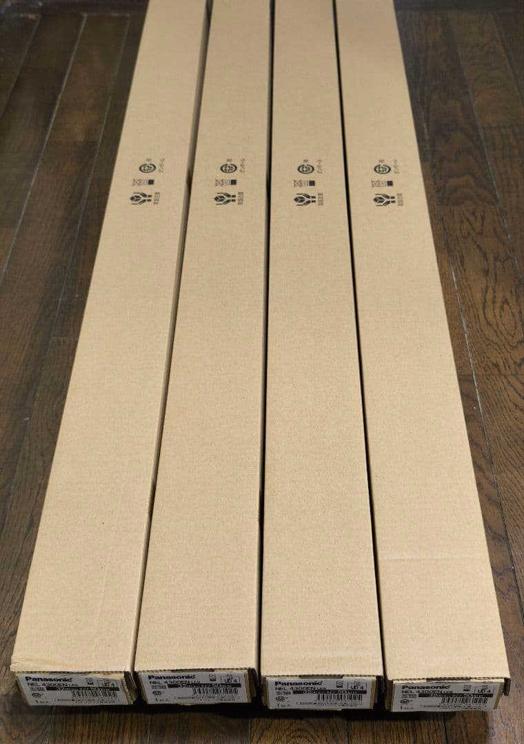 Panasonic NEL4300ENLE9 ライトバー 未使用品 4台セット