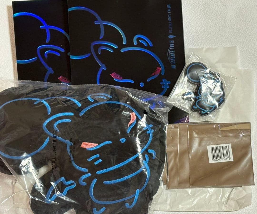 シュウウエムラ　ホリデーコレクション　ノベルティ　セット