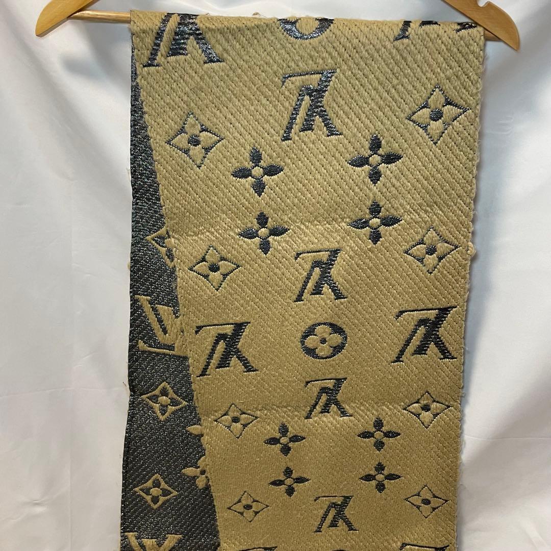 フォロー割　Louis Vuitton ルイヴィトン　マフラー　ベージュ