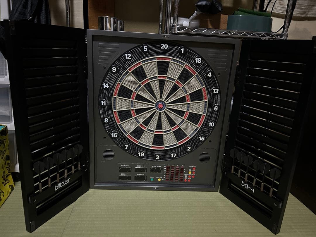 ダーツボード　BLITZERブリッツァー　BD-4 稼働品