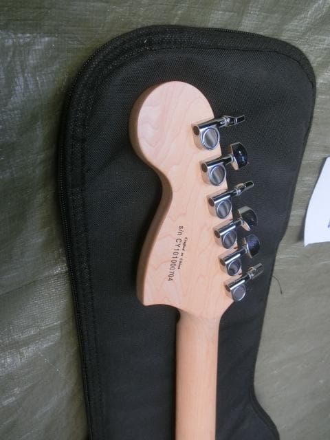 178：Squier Stratocaster ジャンク