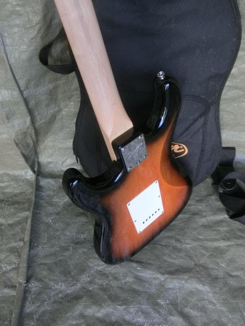 178：Squier Stratocaster ジャンク