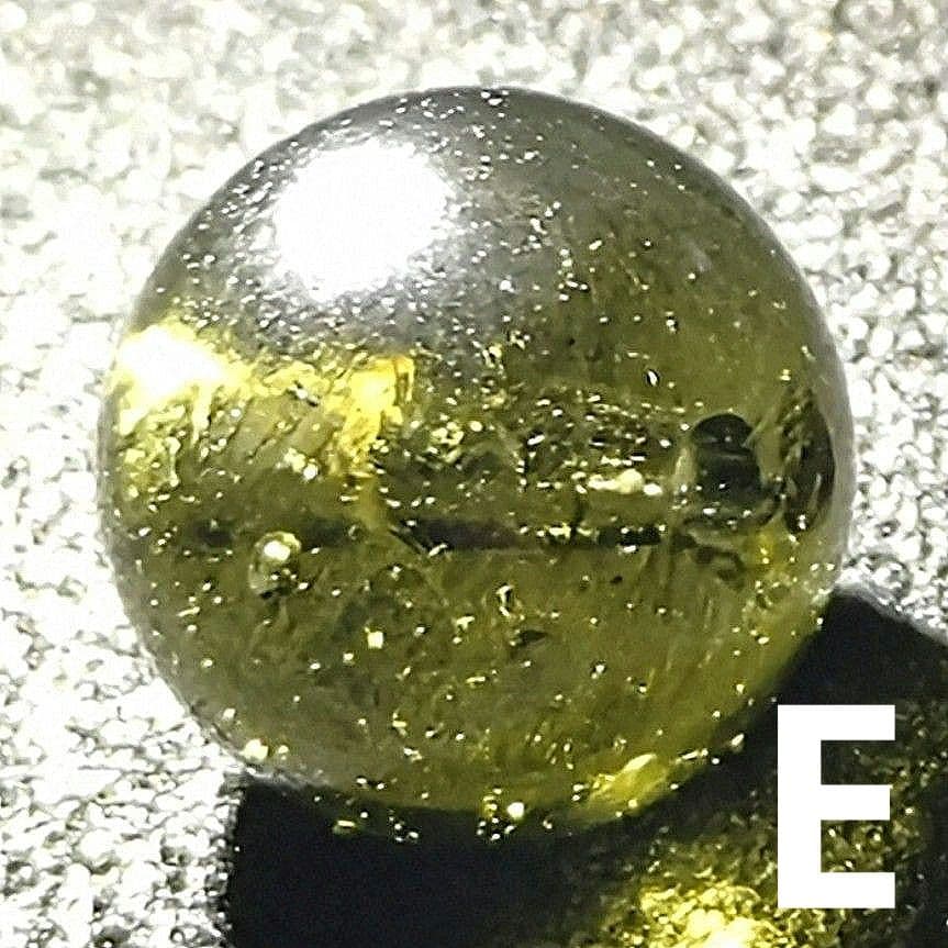 ★モルダバイト 8ミリ珠 ビーズE(鑑別コピー付)