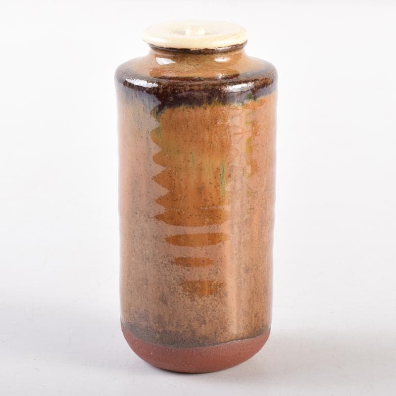 茶道具　高取焼　肩衝茶入　在銘　仕覆付　共箱　V　7028