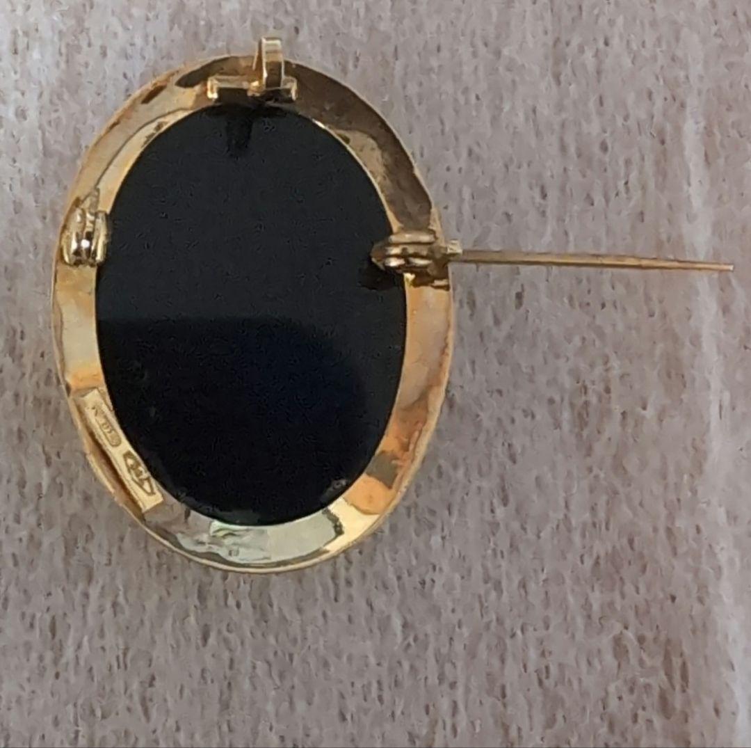 カメオブローチ　ペンダントトップ　2way　18ｋ　中古美品