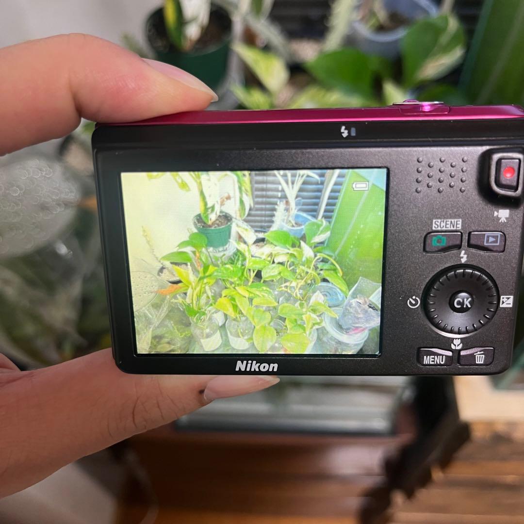 【動作OK/充電器付き】Nikon COOLPIX S6300 デジカメ　ピンク