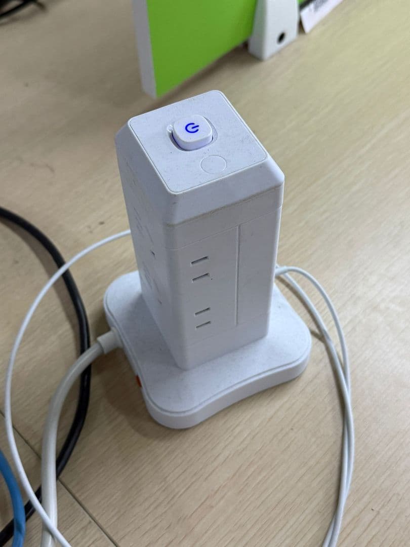 電源タップ 3口 + USBポート付き