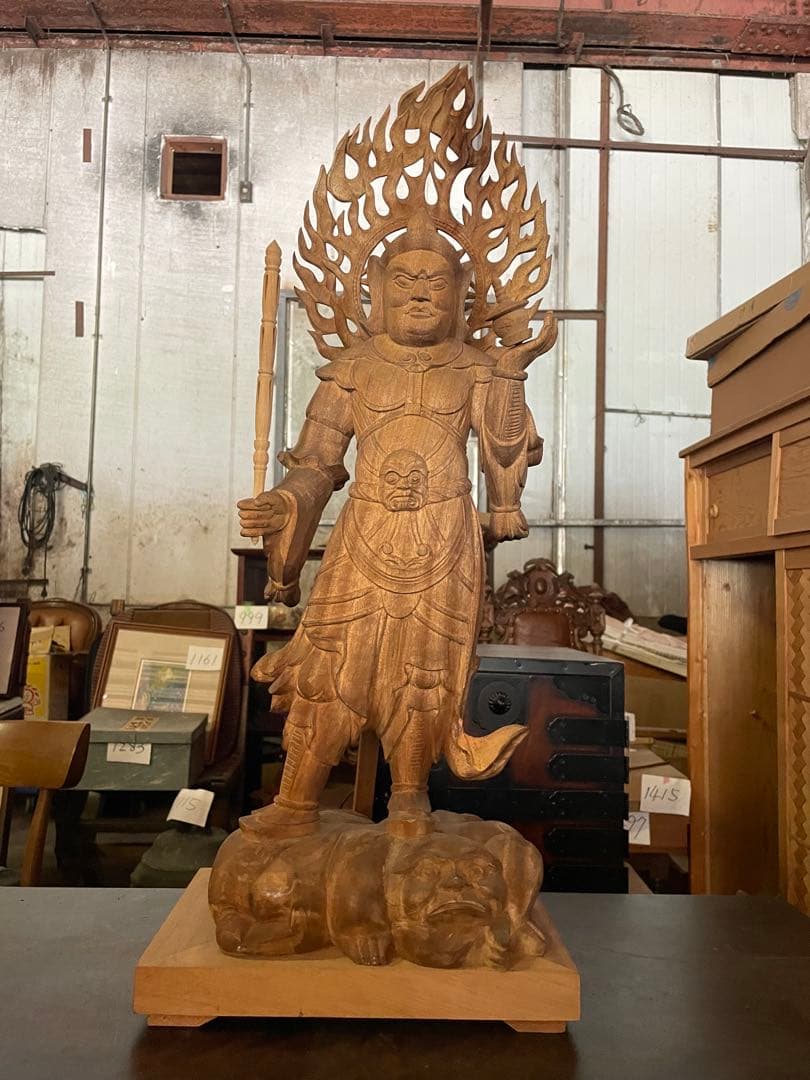 不動明王立像　２体　高さ67cm 仏教美術 仏像 木彫 寺院