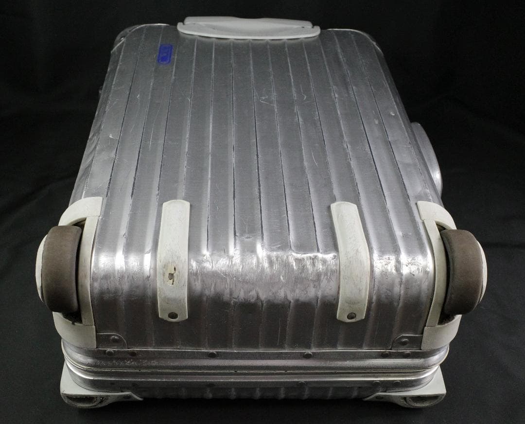 リモワ『トパーズ』2輪アルミTSAキャビン・トロリー【廃盤・機内持込可】35L