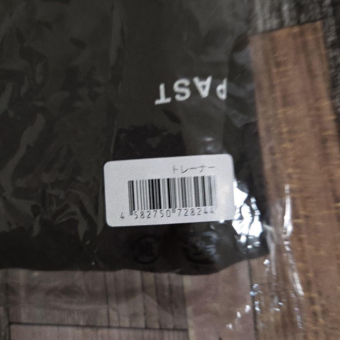 SixTONES　トレーナー