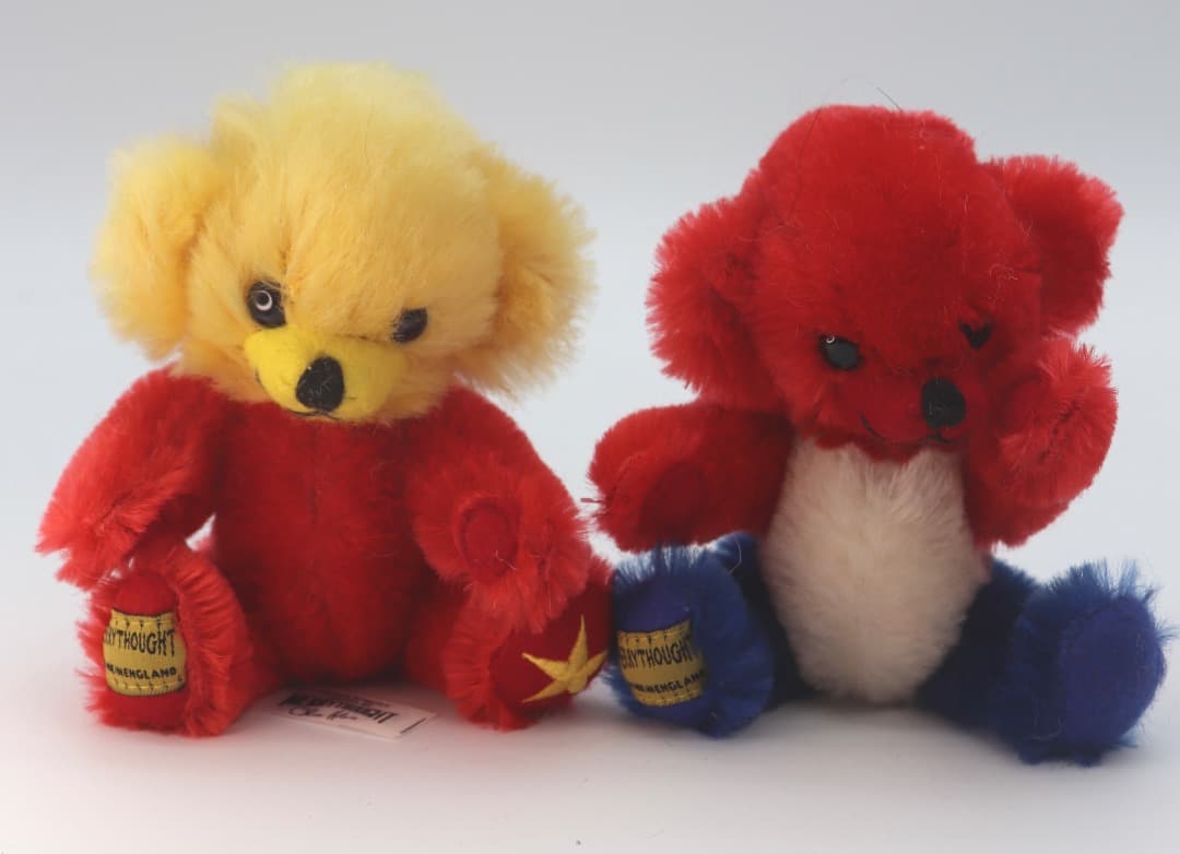 赤と黄色のTOGETHER IN HARMONY