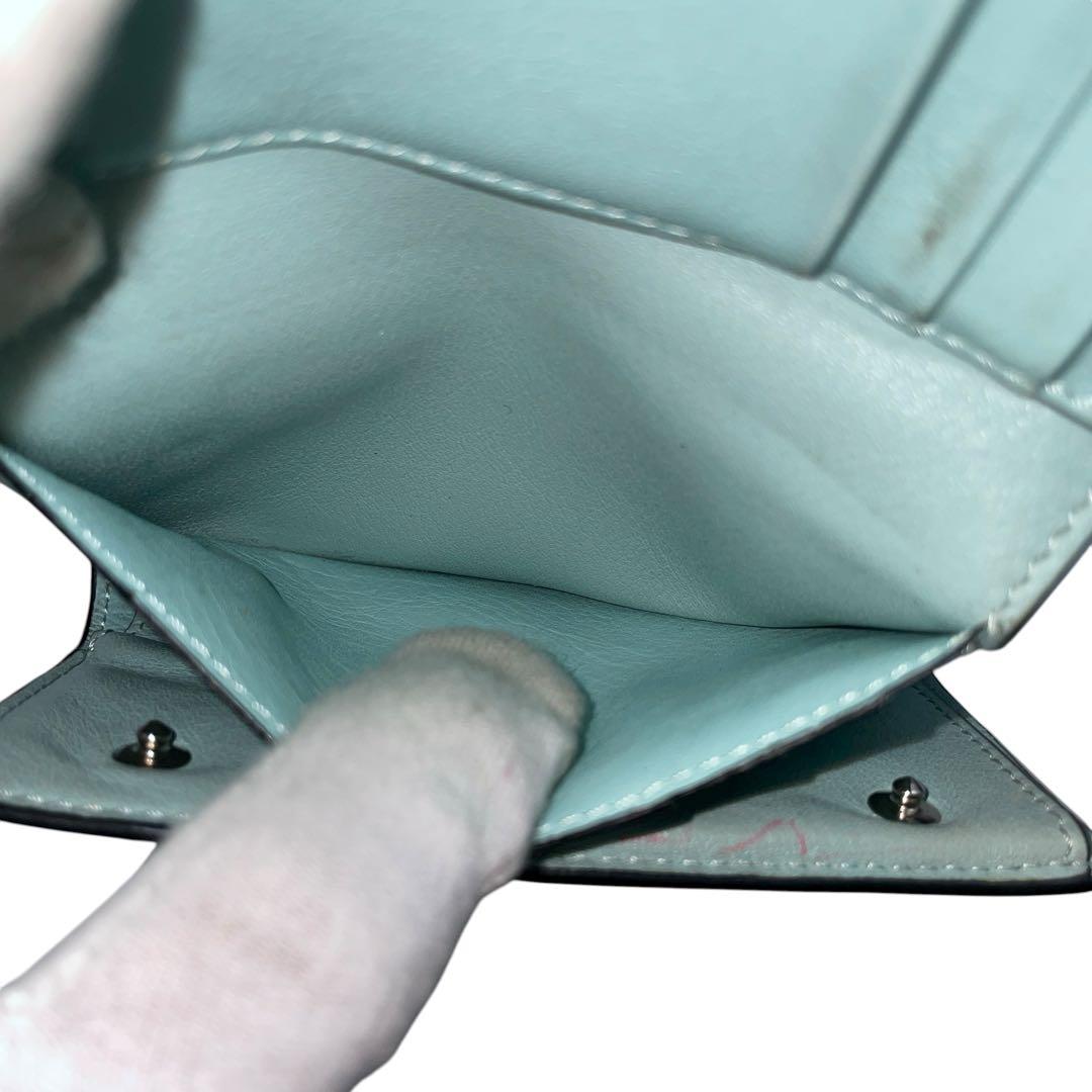 【微美品】LOEWE ロエベ　折り財布　アナグラム　総柄　水色　レザー