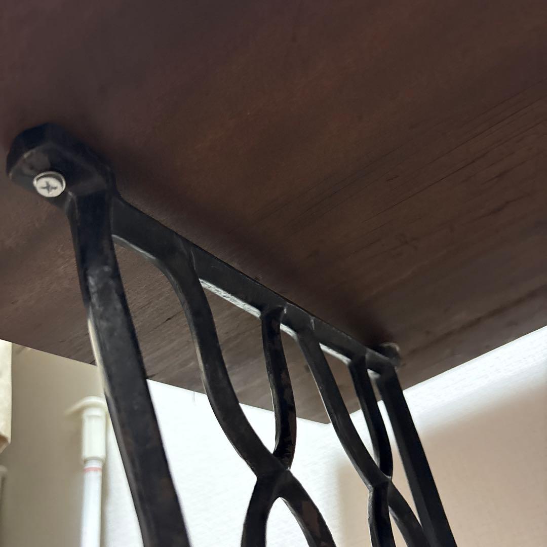 mimosaです。 ミシン台　SINGER アンティーク　テーブル仕立て