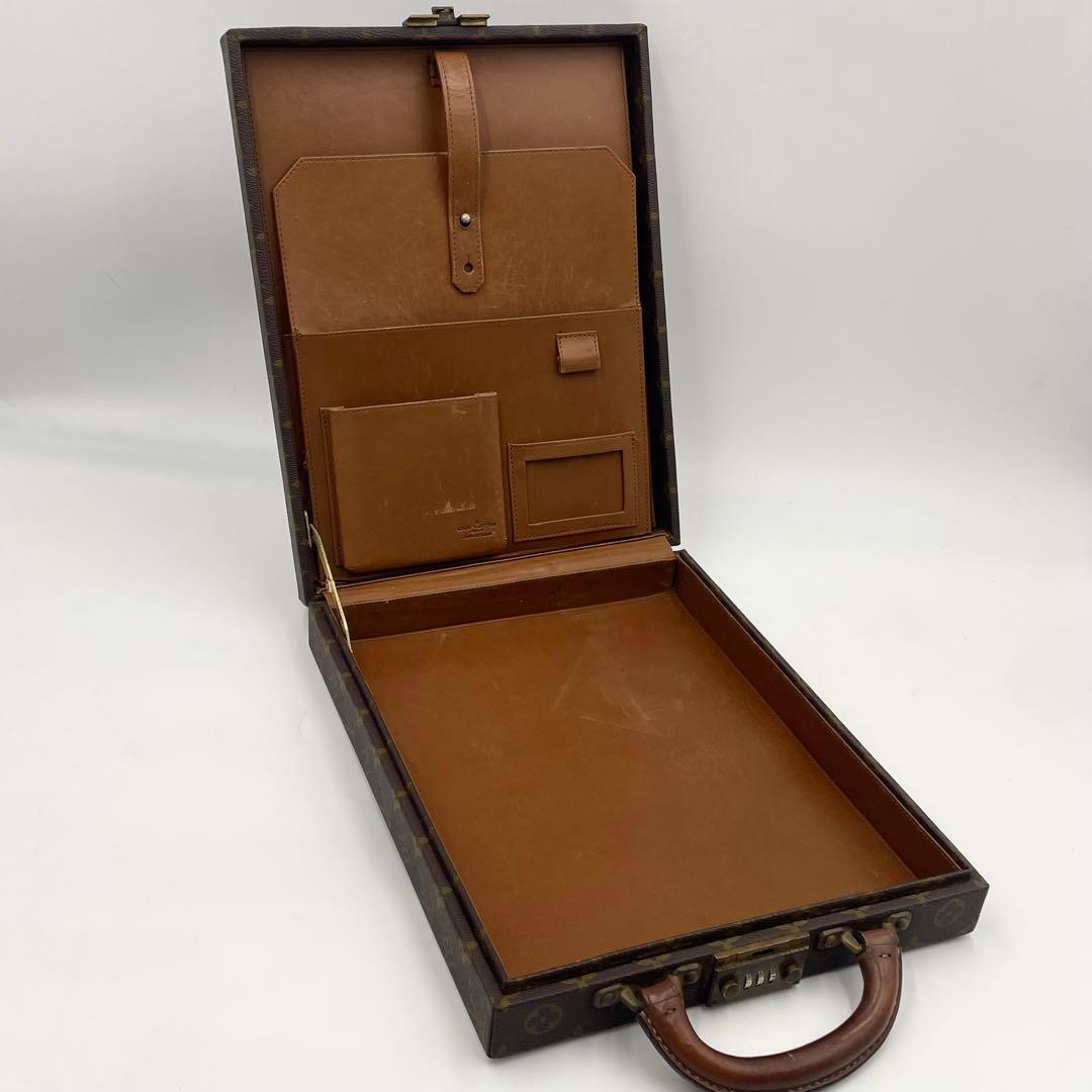 【希少・縦型モデル】ルイヴィトン モノグラム ダイヤルロック アタッシュケース