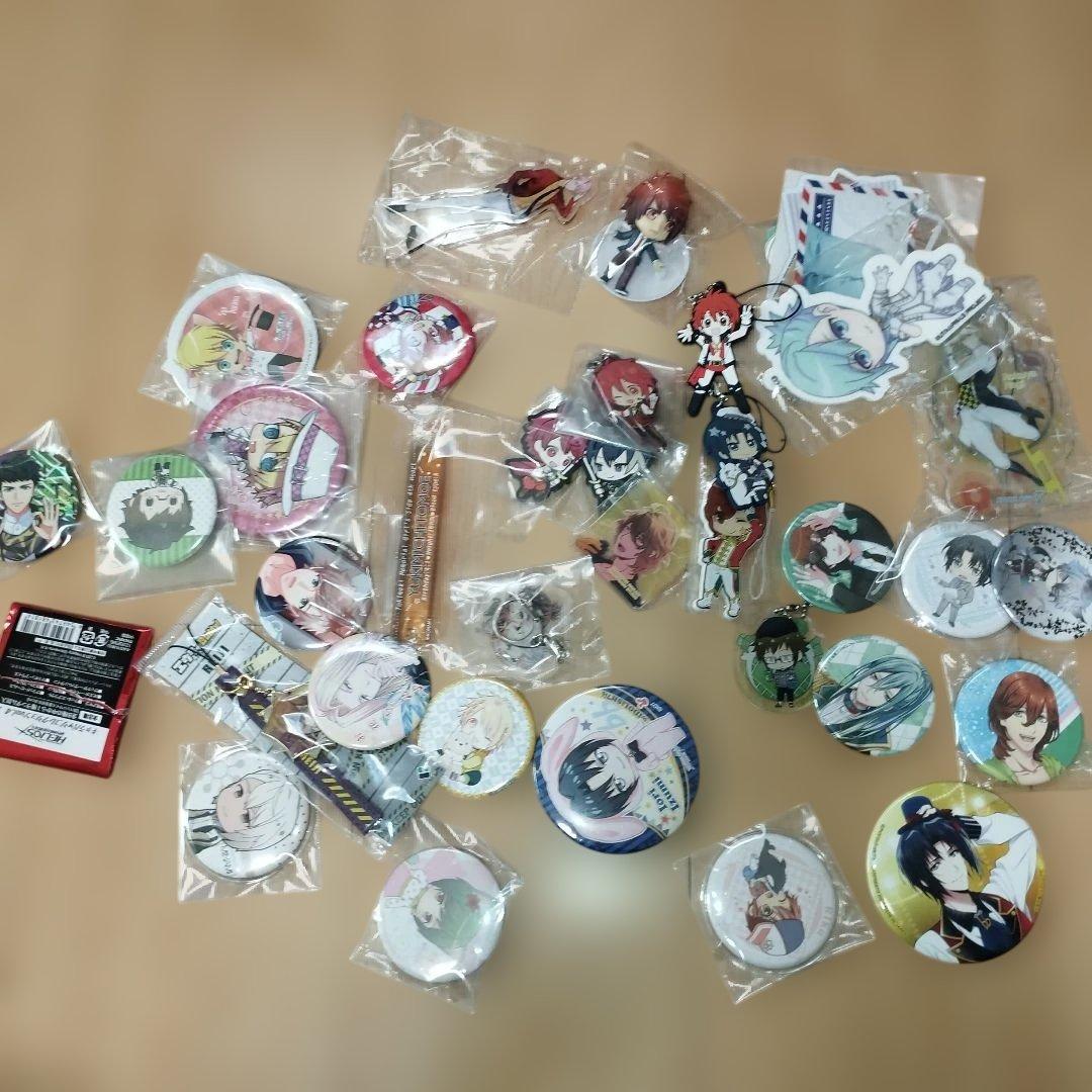 箱込6kg以上　約420点　ゲーム　キャラクターグッズ　まとめ売り　缶バッジ