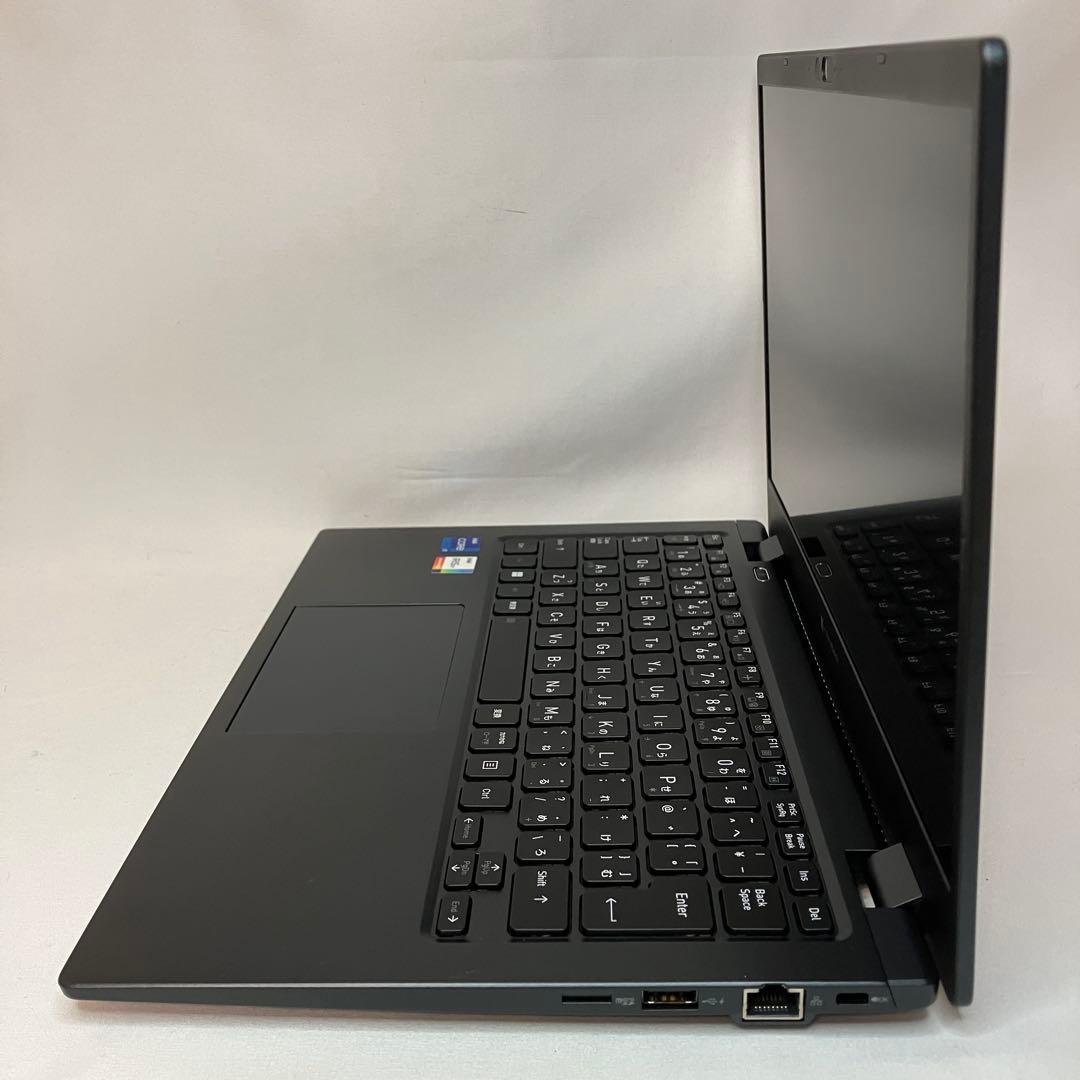 美品 dynabook G83 第12世代 i7 32GB 512GB フルHD