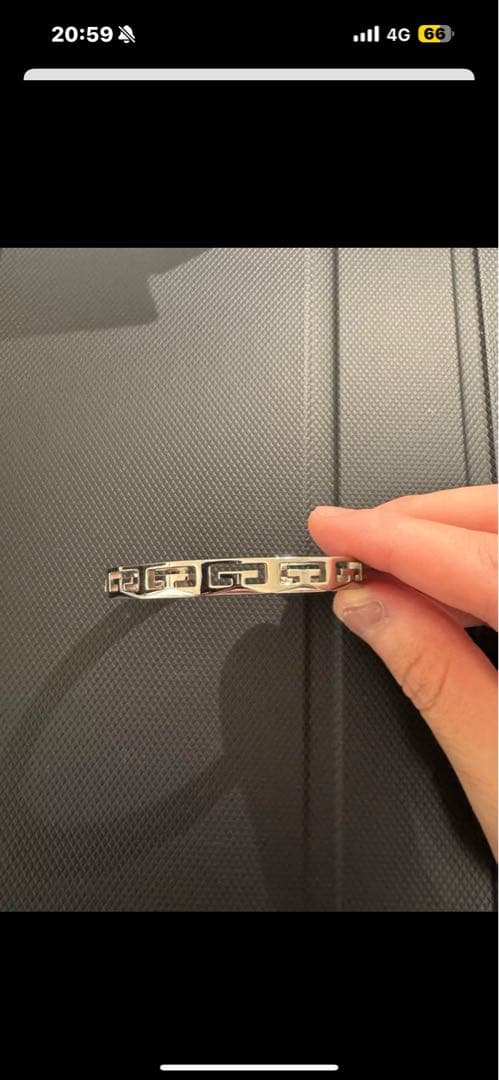 GIVENCHY 幾何学模様 バングル　t.t.さん専用