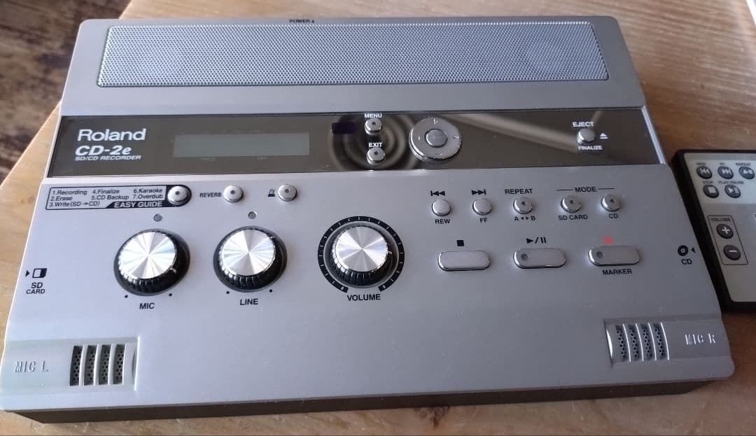 Roland CD-2e CDが作成できるSD/CDレコーダー。