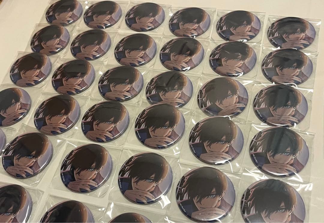 ブルーロック　糸師凛　SHIBUYA TSUTAYA 缶バッジ　クリアカード