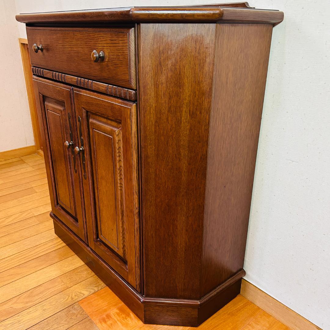 東海家具 Windsor ウィンザー コンソールキャビネット 本物の家具