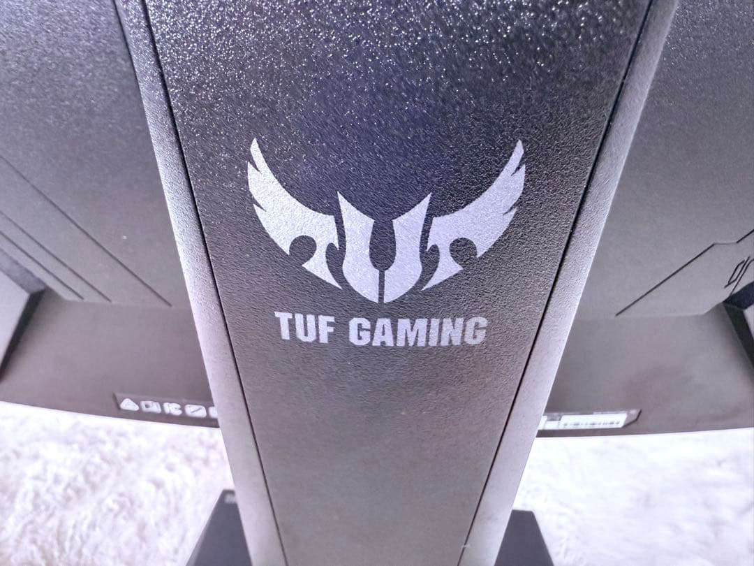 ASUS TUF Gaming 27インチ湾曲ゲーミングモニター VG27VQ