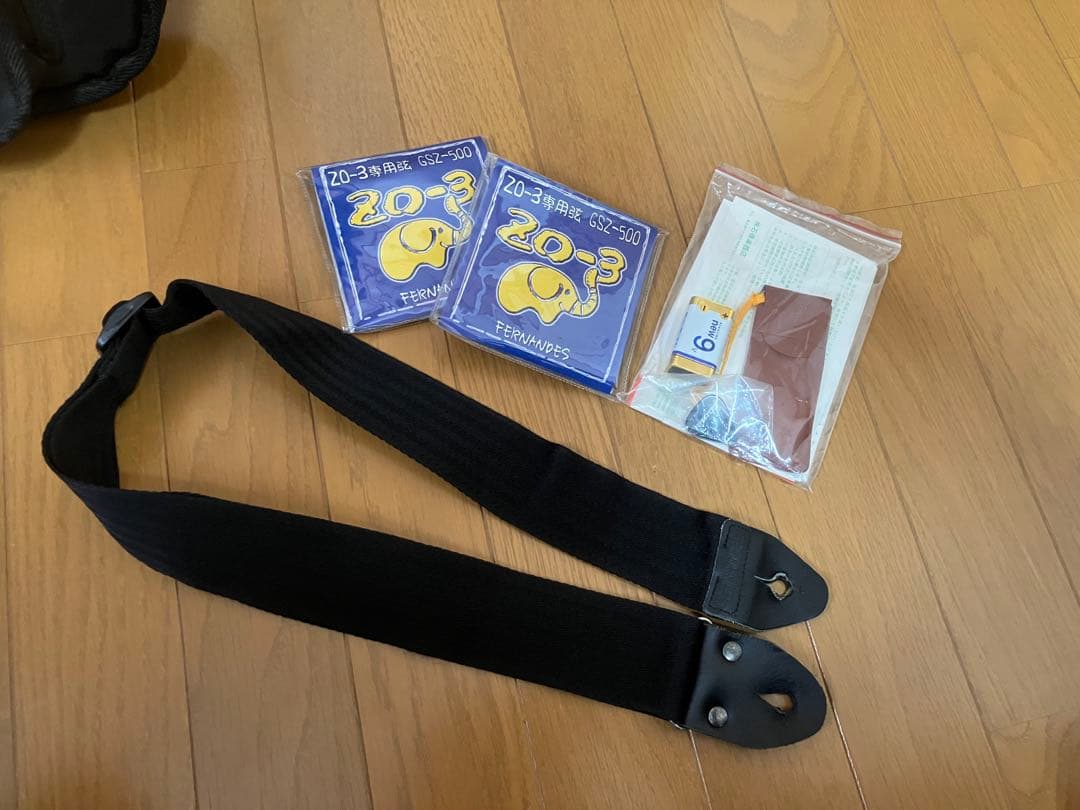 ZO-３FERNANDES エレキギター