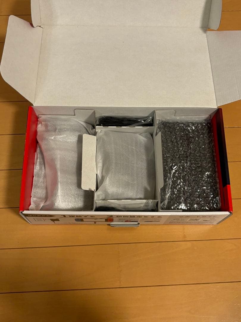 美品　Nintendo Switch ネオンブルー・ネオンレッド 本体