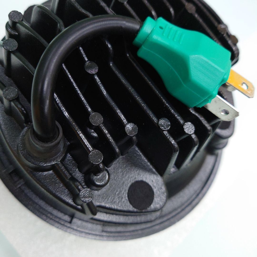 ハーレー(WMW) プロジェクターLEDヘッドライト 5-3/4インチ