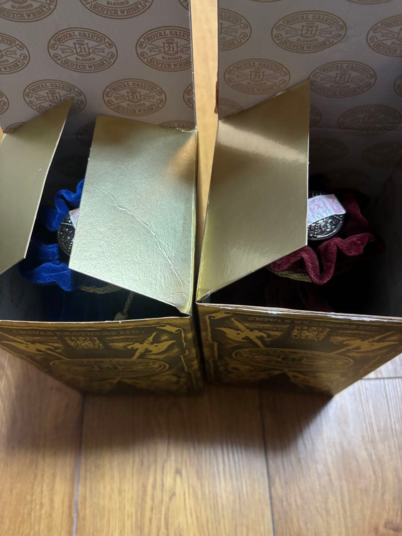 シーバス ロイヤルサルート 21年 CHIVAS  SALUTE赤、青