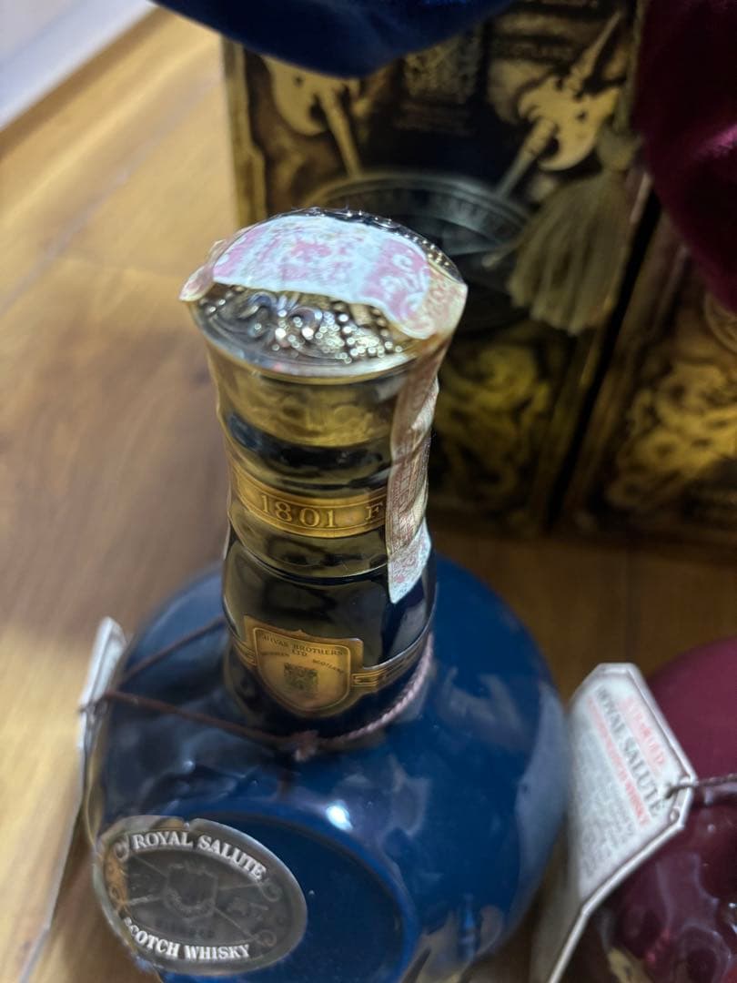 シーバス ロイヤルサルート 21年 CHIVAS  SALUTE赤、青