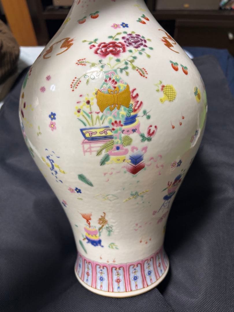 粉彩吉祥文瓶 「大清光緒年製」落款　高さ約40cm