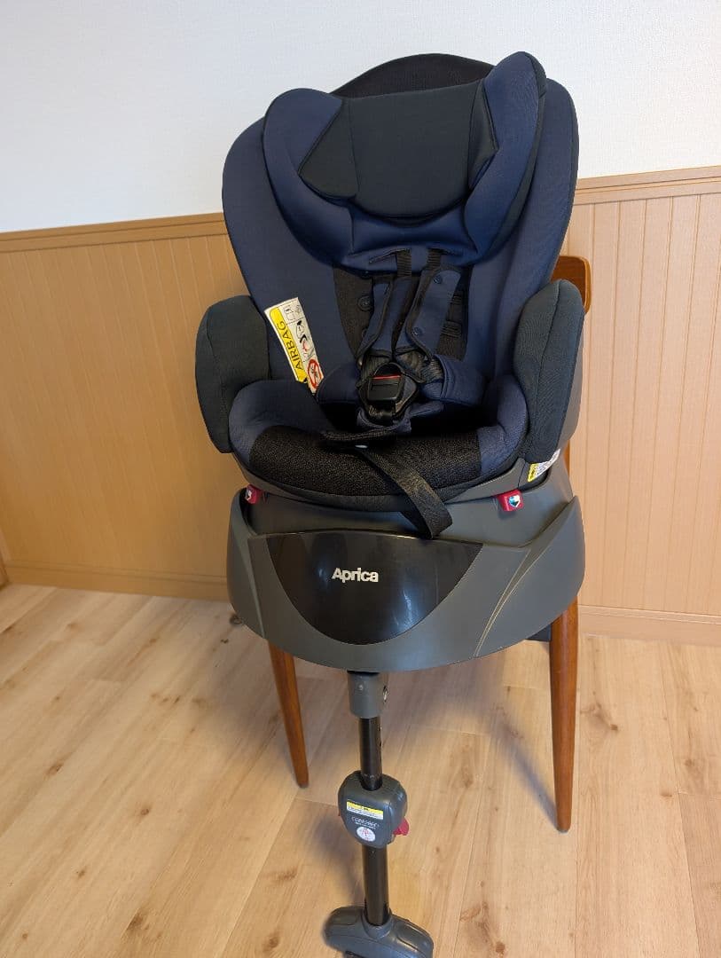 即発送★Aprica チャイルドシート ディアターンプラスAB 回転式 ベッド型
