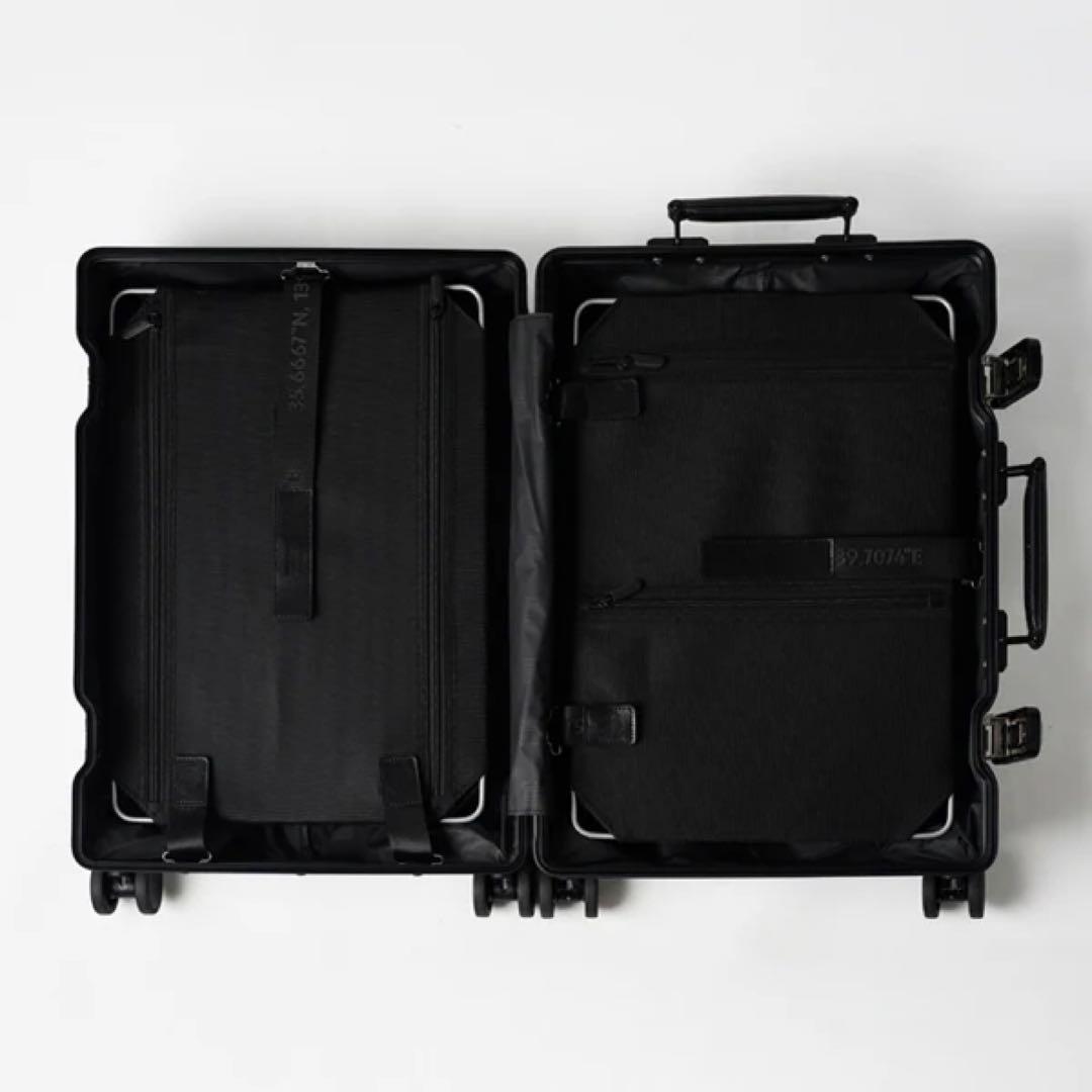 新型・新品未使用 イノベーター・アルミキャリーケース・ステルスブラック36L