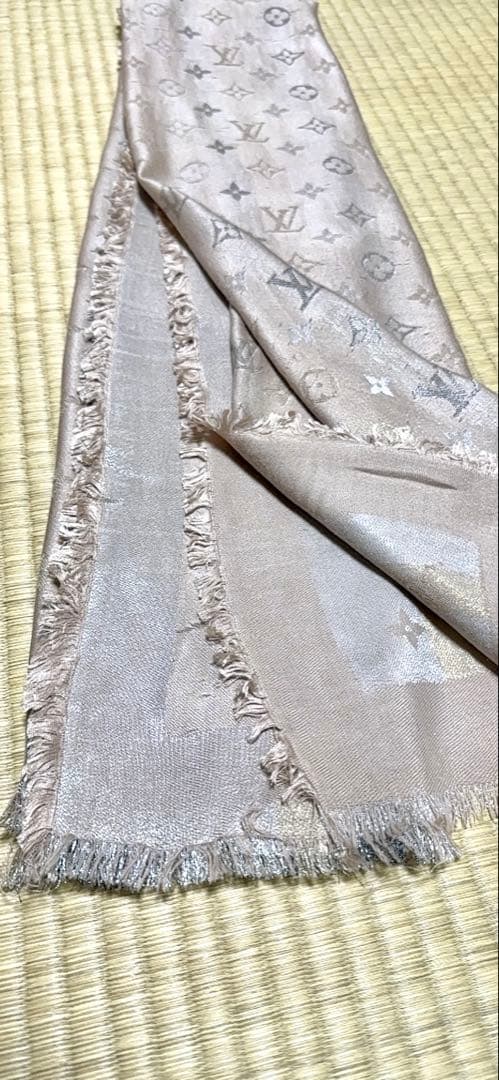 Louis Vuitton ベージュ ストール ストール マフラー ショール