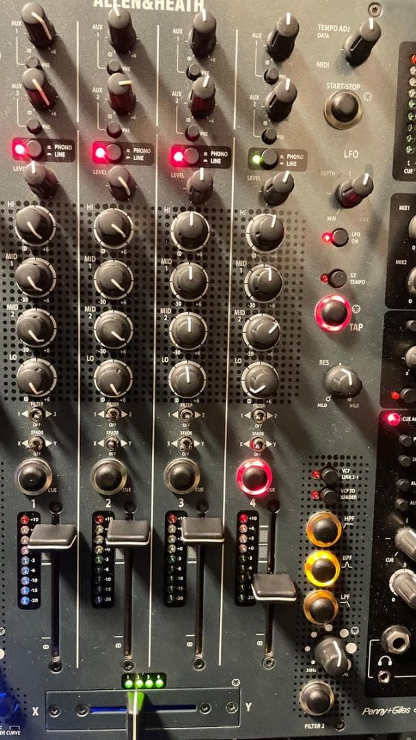 ALLEN&HEATH XONE:92 ミキサー アレンアンドヒース ゾーン