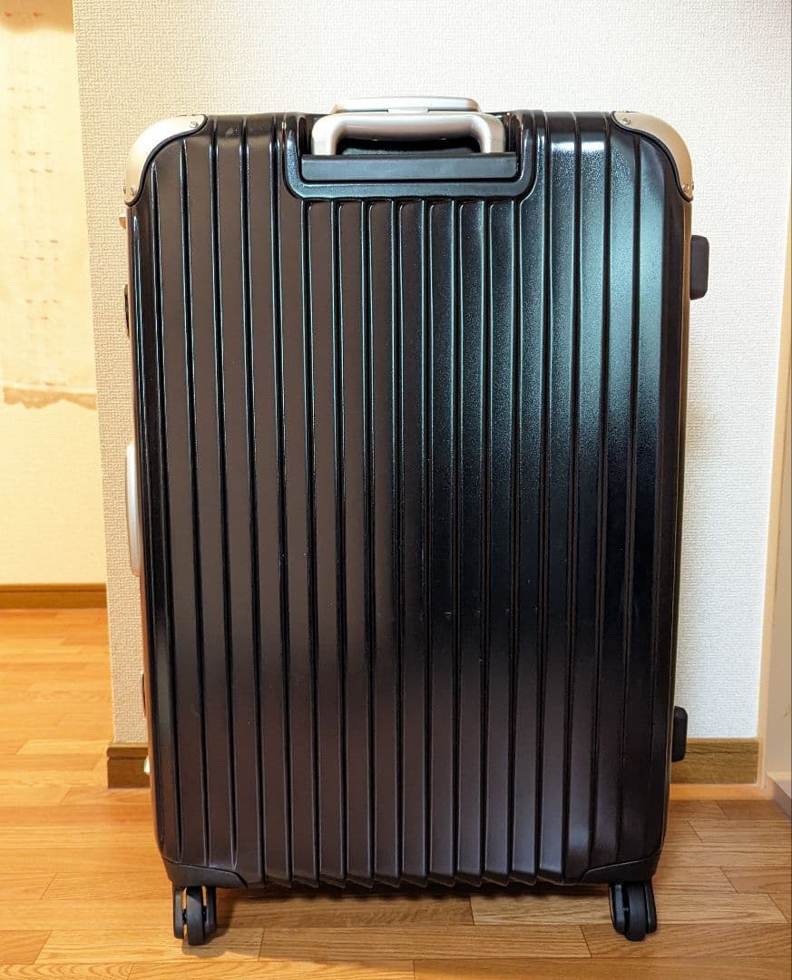 超美品 CARGO キャリーケース　5〜6泊用