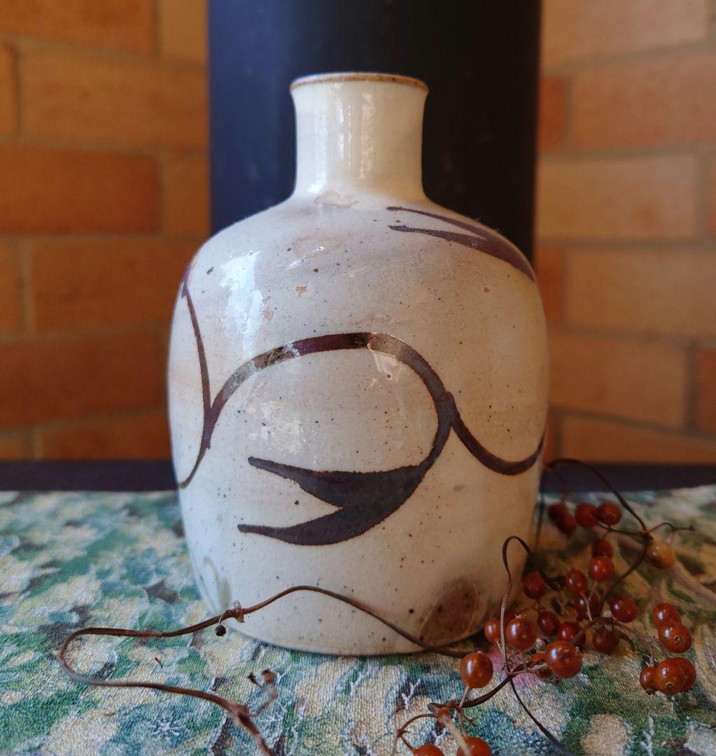 人間国宝　第十二代中里太郎右衛門　無庵　絵唐津鉄絵　砧　酒器　窯傷　箱無し