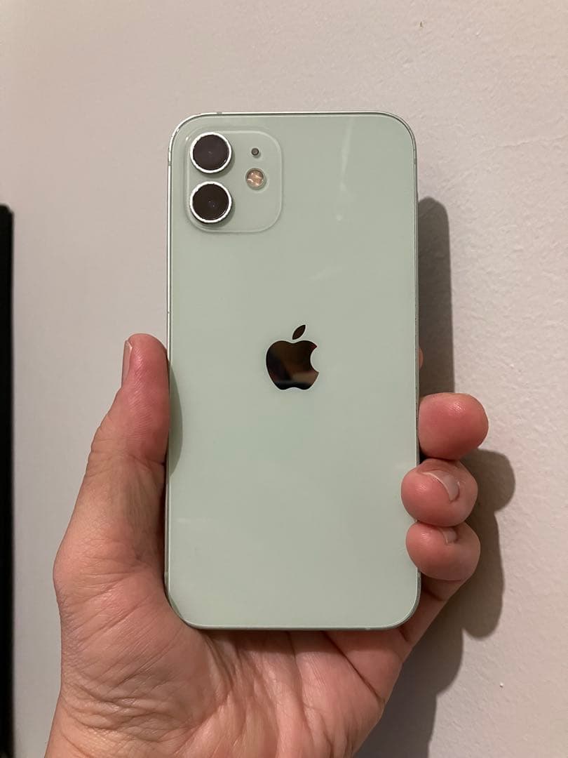 バッテリー交換済Apple iPhone 12 ドコモ　128GB