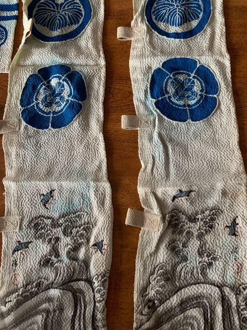 美術工芸品 明治中期 刺繍紋章店作の室内飾り用の鯉のぼり部材一式貴重品