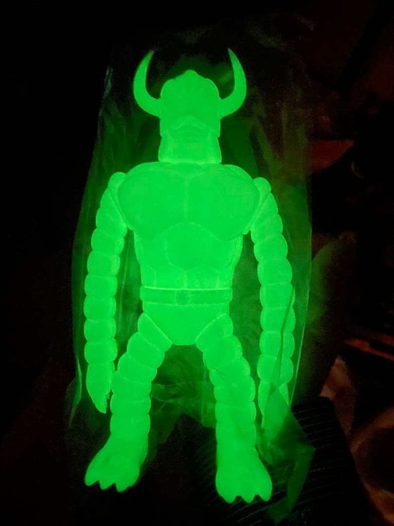 ガーガメル キャラクティックス charactics 魔神バンダー 蓄光　ソフビ